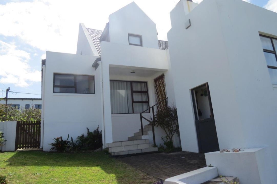 4 Bedroom Property for Sale in Jongensfontein Western Cape